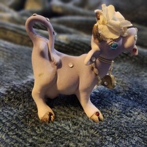vintage ceramic purple cow Kitschy figurine